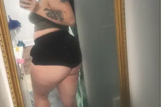 kaya with good pussy 🥰💐 - Image 2