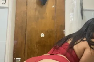 FT SHOWZ & ONLYFANZ - Image 1